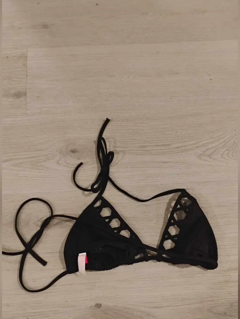Victoria's Secret Lattice Trim Black String Bikini Top Sz M